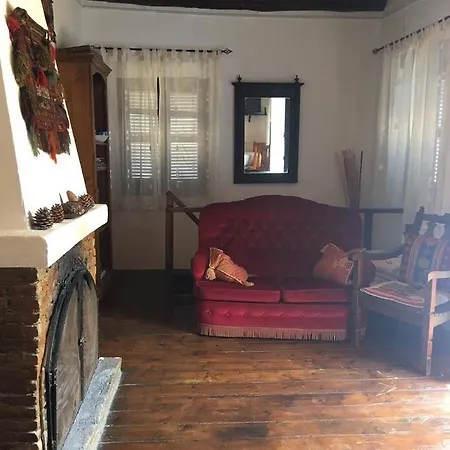 Vilă Ladera *